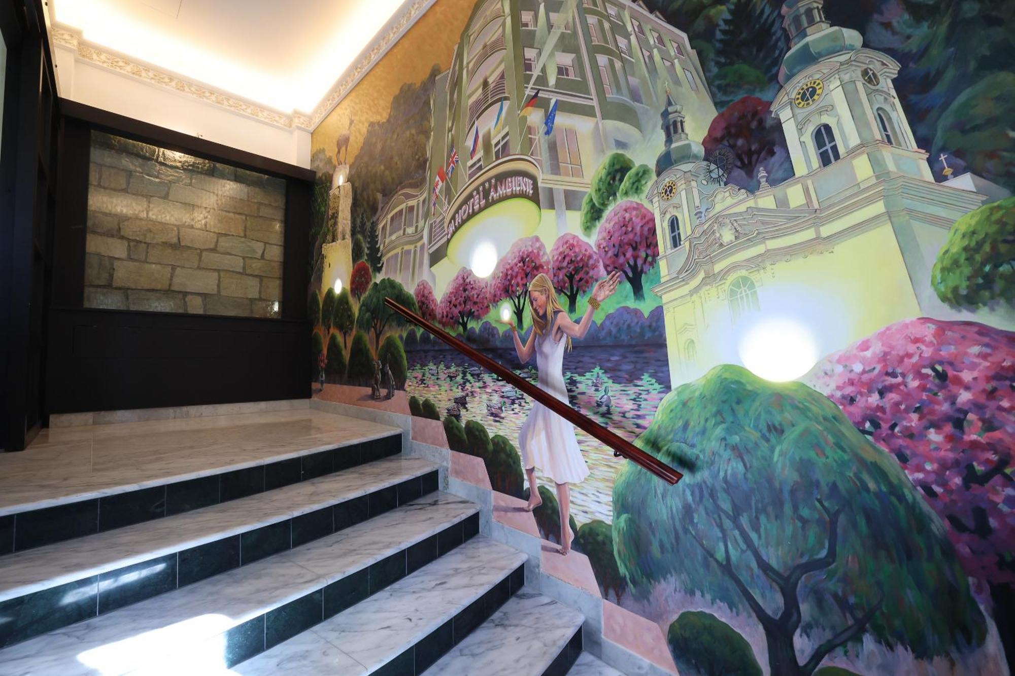 Boutique Hotel Ambiente ****+ Karlovy Vary Bagian luar foto