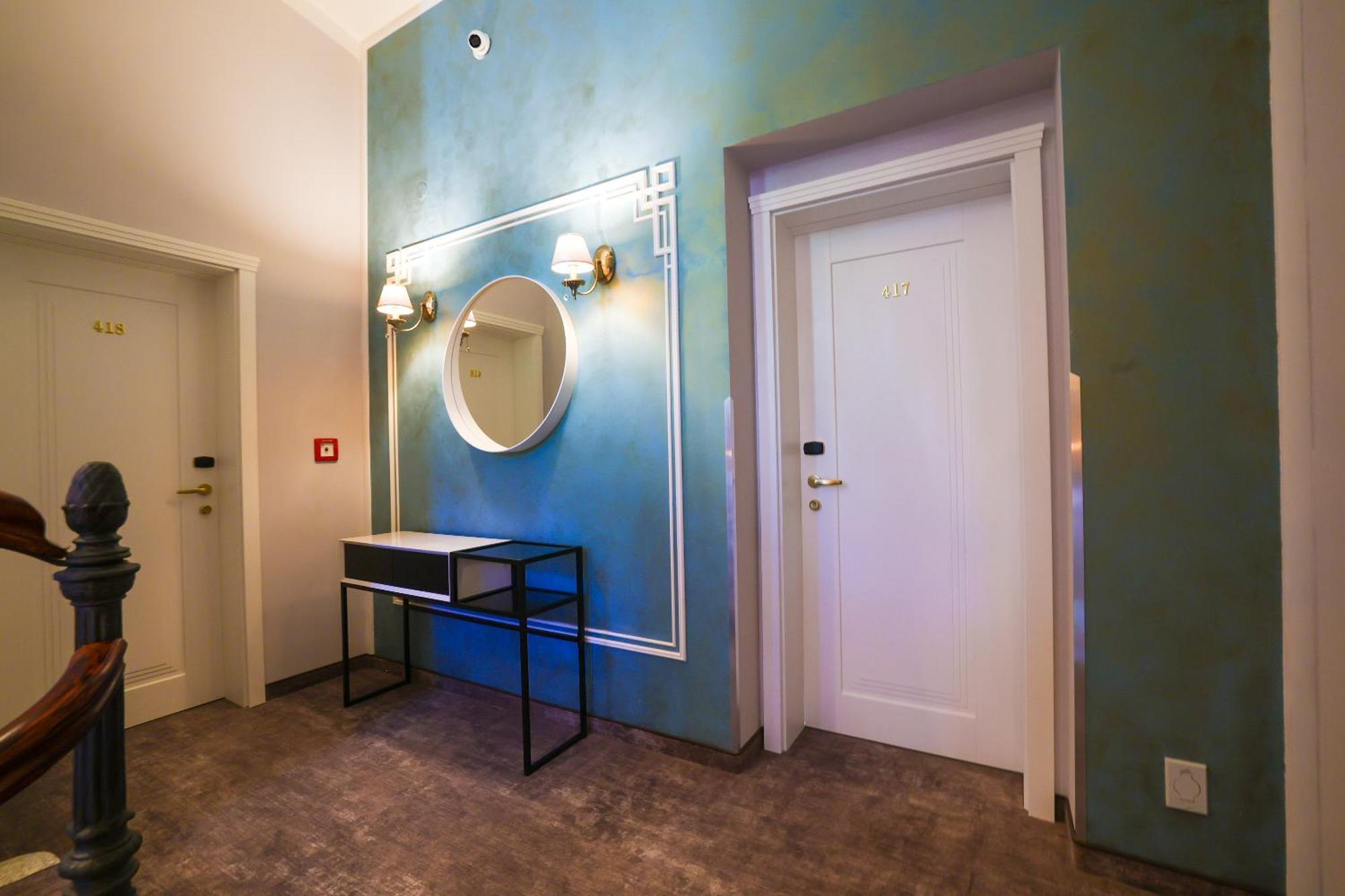 Boutique Hotel Ambiente ****+ Karlovy Vary Bagian luar foto
